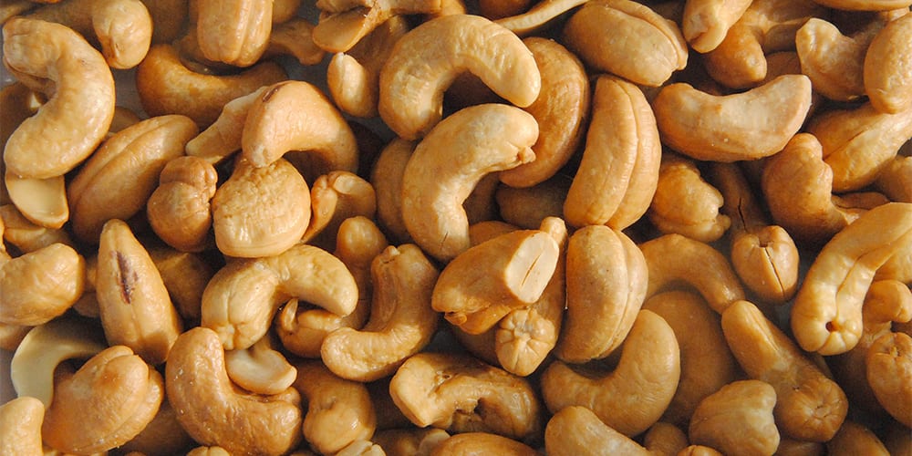 cashews | foods high in magnesium