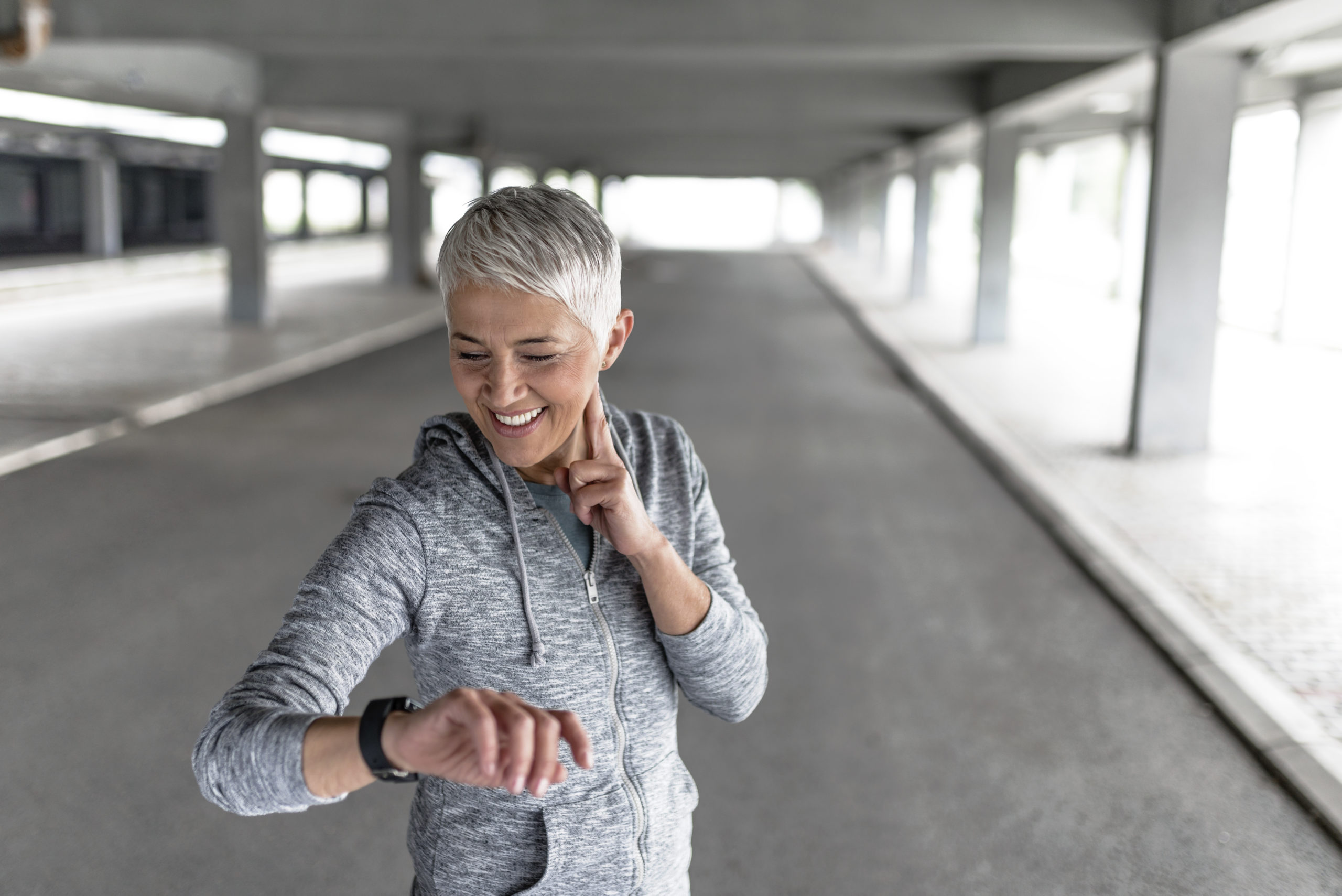 Woman Checks Tracker | Calories Burned By Heart Rate