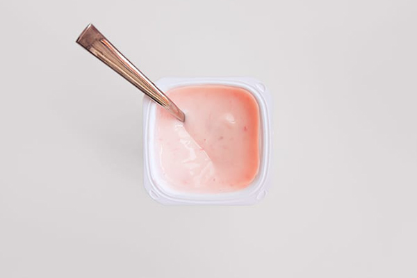 Insulated yogurt cup | Foods rich in zinc