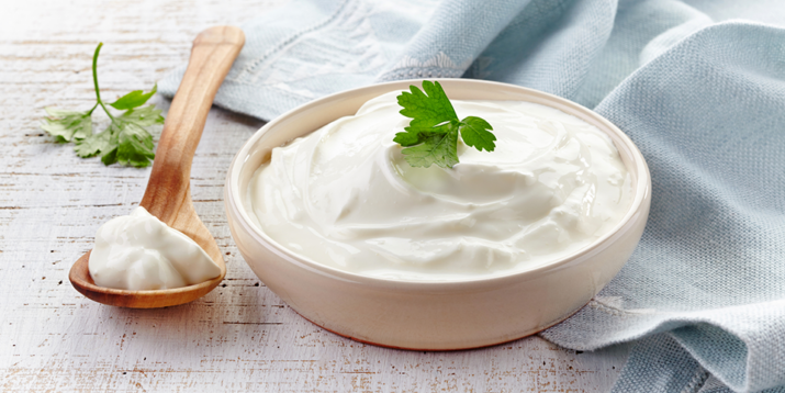 7 Best Substitutes for Sour Cream (Nondairy Included!)