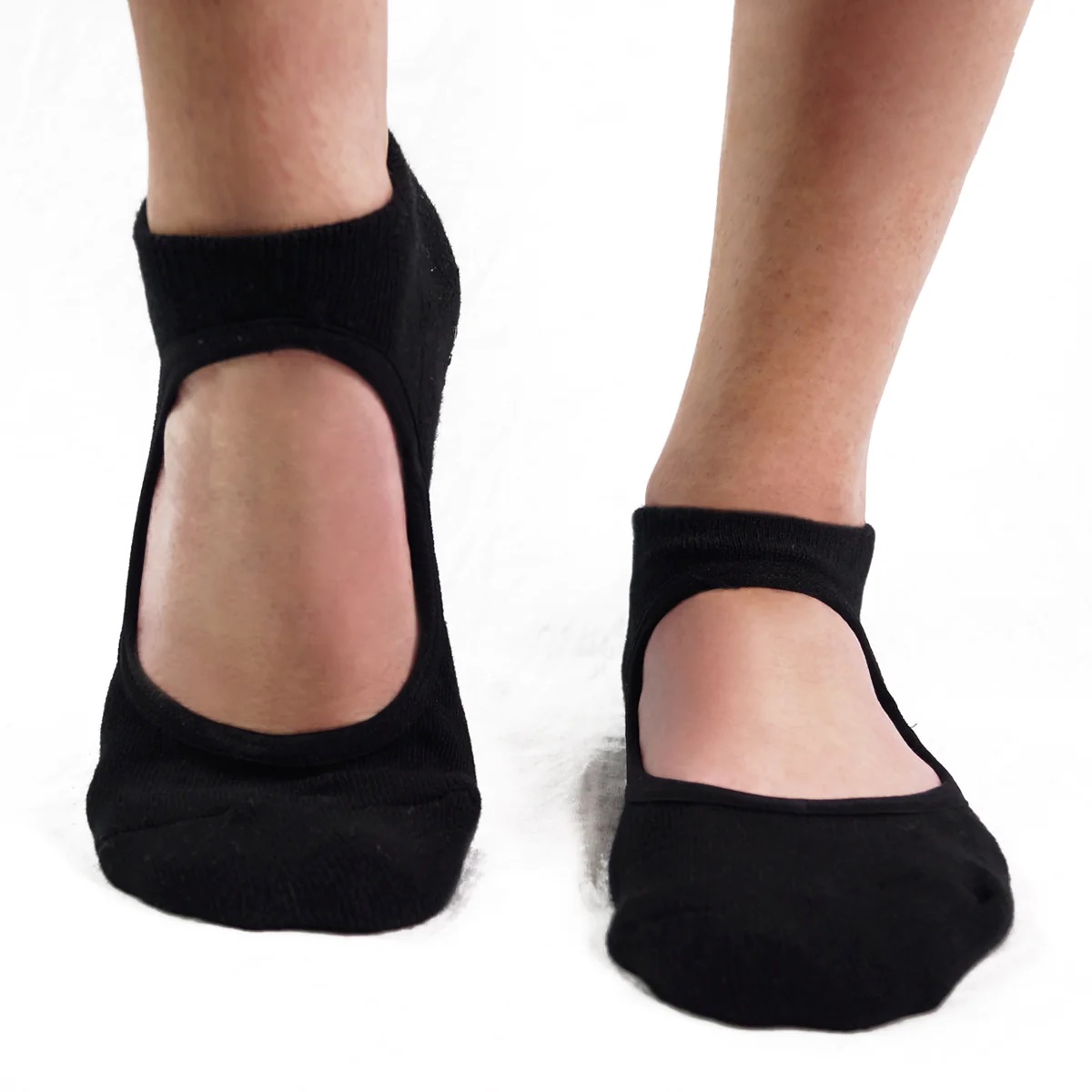 Product Image of Xtend Socks | What to Wear Barre Workout