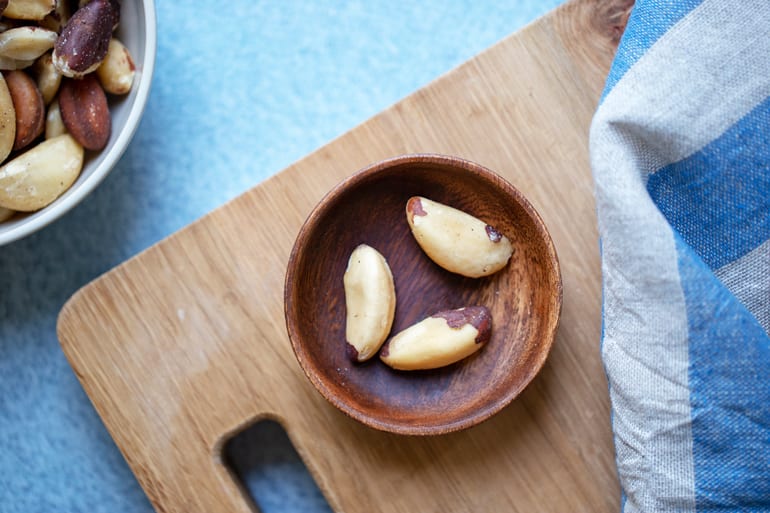 100 Brazil nut calories | Walnut calories