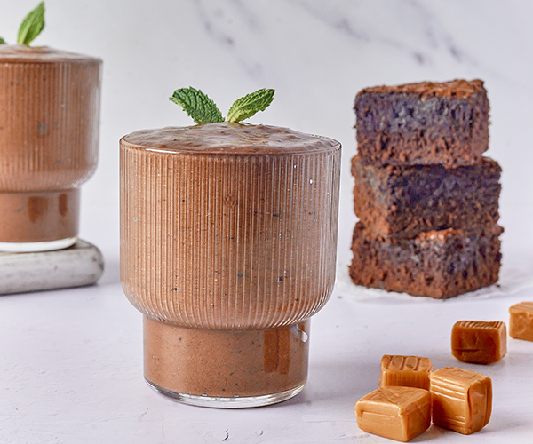 Chocolate Mint Brownie Smoothies in a glass