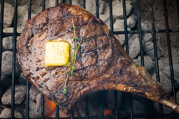Close-up of a tomahawk steak | Saturated Fatty Acids
