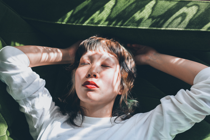 woman sleeps | Why glucose spikes are harmful