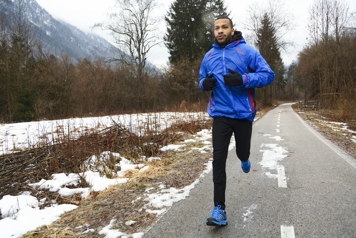 man running in cold weather | How much beta-alanine to take?